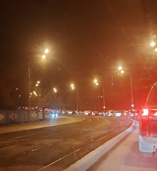  В Нижнем Тагиле авария заблокировала оживлённую дорогу. Момент столкновения попал на видео																				0
									
									
						