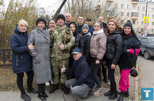  Пока Екатеринбург на паузе: в Нижнем Тагиле отправили новую группу мобилизованных (фото)																				0
									
									
						