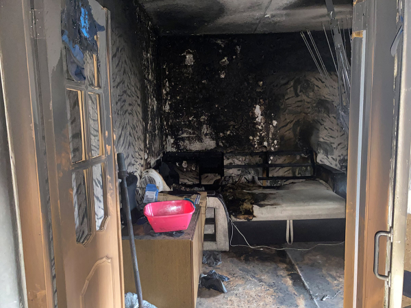 В Нижнем Тагиле сгорела квартира из-за аккумулятора для страйкбольного привода 0