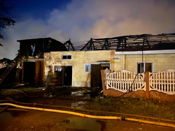 В Нижнем Тагиле четыре дома тушили 38 пожарных 0