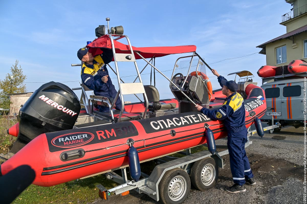 Тагильским спасателям купили катер за 1,8 млн руб.: фото 0